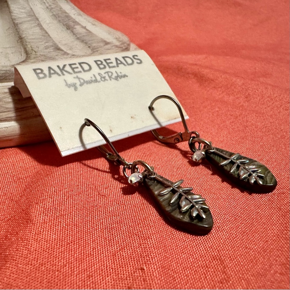 NWT Abalone & Silver Leaf Small Dangle Earrings BAKED BEADS BY DAVID & ROBIN